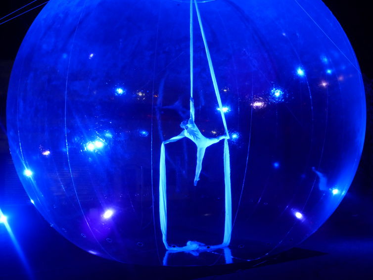 ATMO²SPHERE BUBBLES