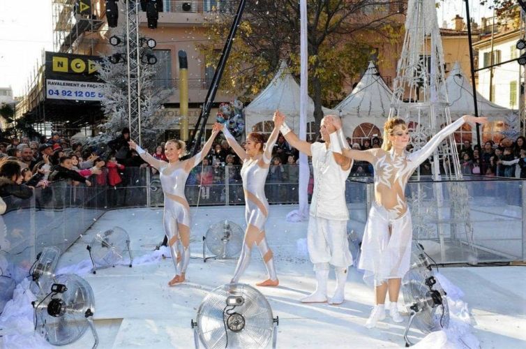 White Symphony in Cagnes-sur-Mer