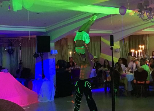 Soirée fluo Carros 03 - Eklabul Evenements