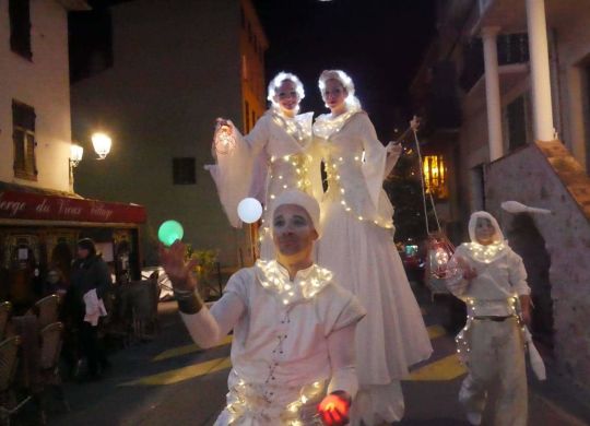 Parade lumineux Biot - Eklabul Evenements