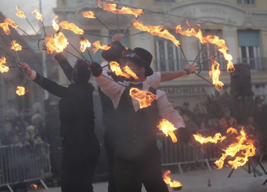 Spetacle feu Menton 09 - Eklabul Evenements