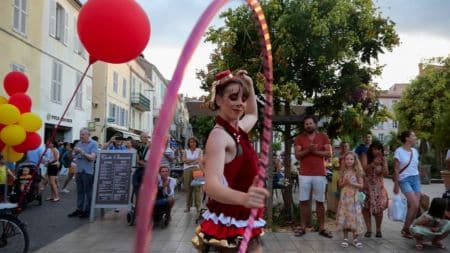 Renforcer la cohésion d'équipe grâce à des ateliers de cirque interactifs