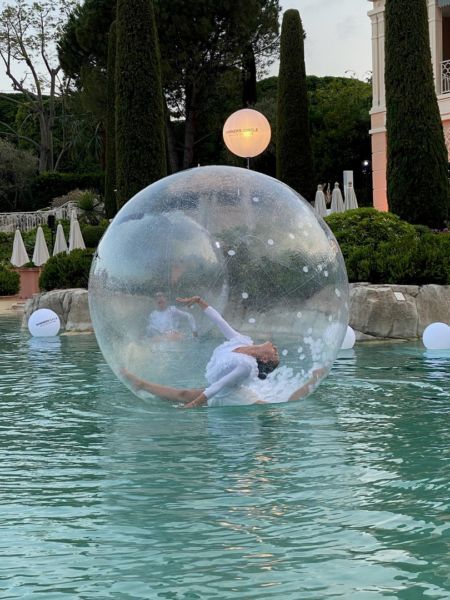 Pourquoi vous devriez engager des bulles aquatiques pour votre prochaine soirée