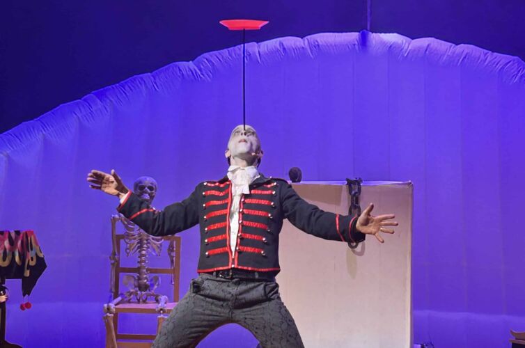 LE CIRQUE HANTÉ