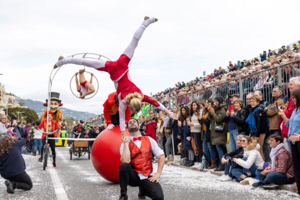 Parade Cirque d'Antan