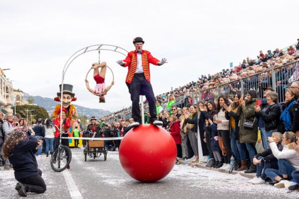Parade Cirque d'Antan