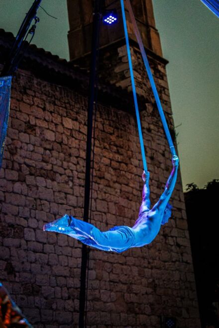AERIAL STRAPS