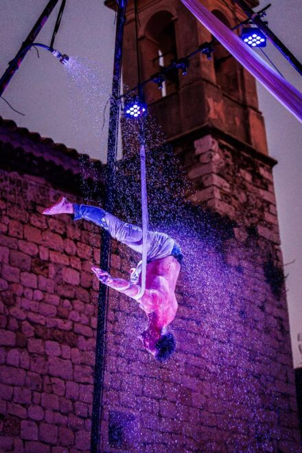 AERIAL STRAPS