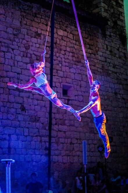 AERIAL STRAPS