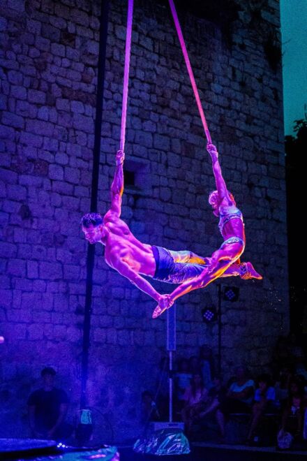 AERIAL STRAPS